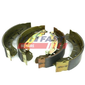 Комплект тормозных колодок FAST FT30032