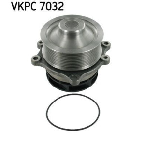 Водяной насос, охлаждение двигателя SKF VKPC 7032