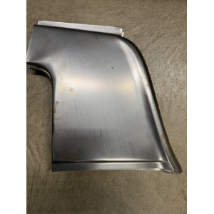 Etulokasuojan korjauspala vasen taka-alakulma VAZ 2101